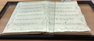 J&aacute;t&eacute;kok az erekly&eacute;k k&ouml;r&uuml;l - &Uuml;nnepelt a v&aacute;rosi k&ouml;nyvt&aacute;r